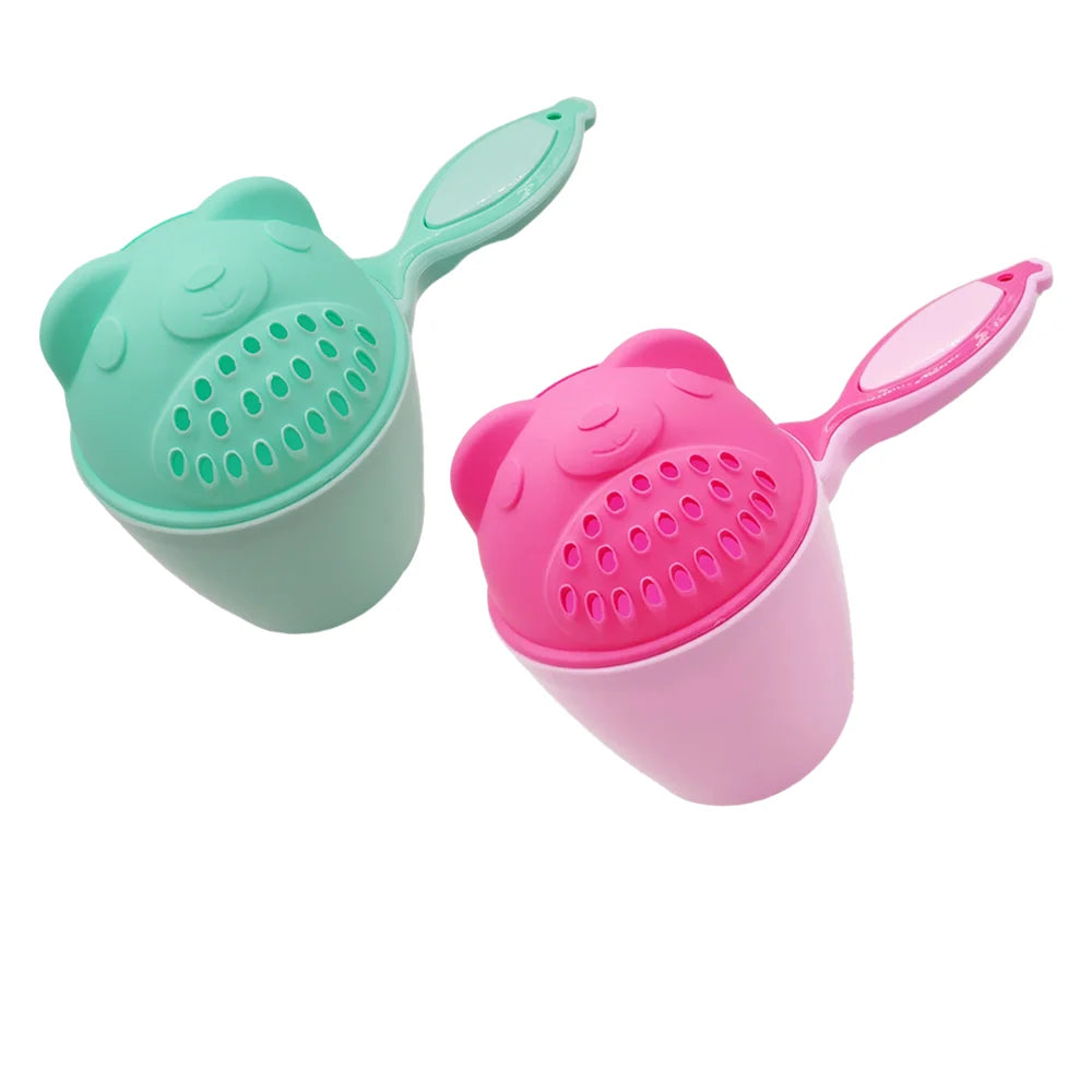 1PC Baby Cartoon Bear Bathing Cup Newborn Kid Shower Shampoo Cup Bailer Baby Kids Shower Water Spoon Bath Wash Cups for 3 Colors
