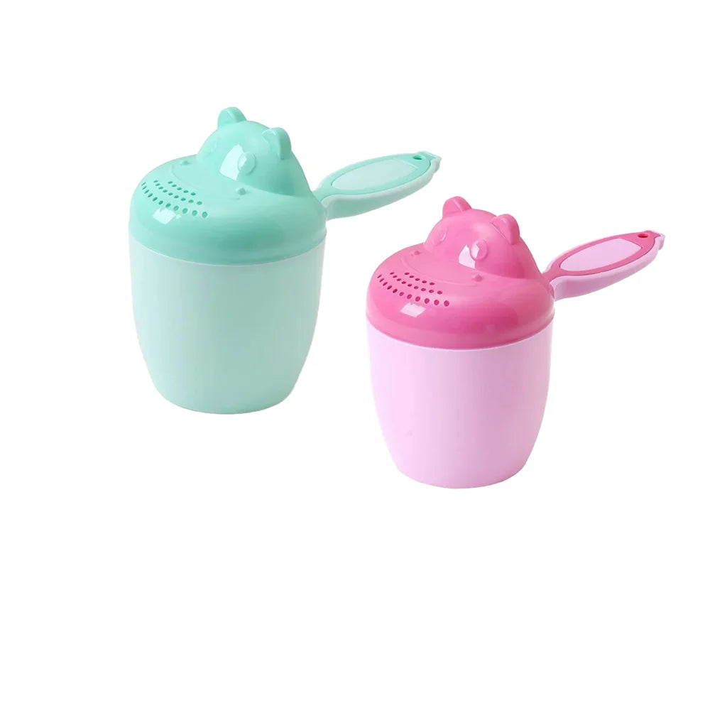 1PC Baby Cartoon Bear Bathing Cup Newborn Kid Shower Shampoo Cup Bailer Baby Kids Shower Water Spoon Bath Wash Cups for 3 Colors