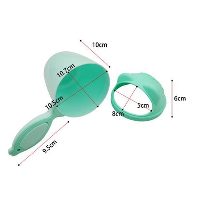 1PC Baby Cartoon Bear Bathing Cup Newborn Kid Shower Shampoo Cup Bailer Baby Kids Shower Water Spoon Bath Wash Cups for 3 Colors